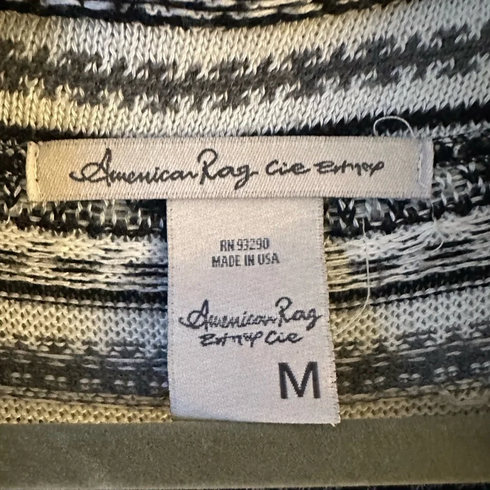 American Rag Cardigan - Picture 2 of 4